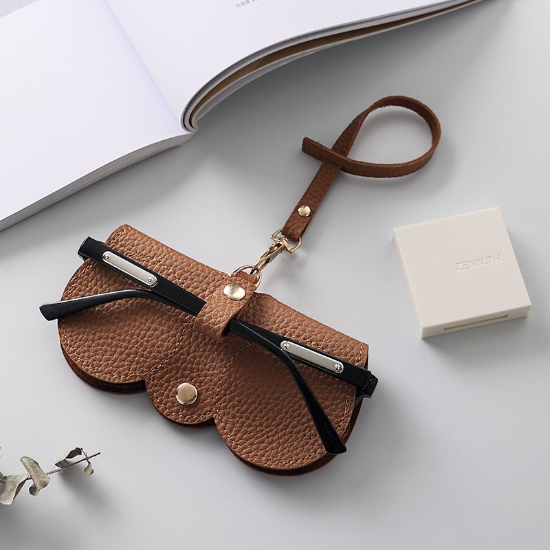 Getouche Sunglasses Bag.