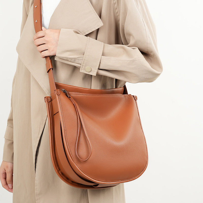 Shomita Leather Bag.