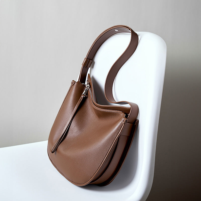 Shomita Leather Bag.