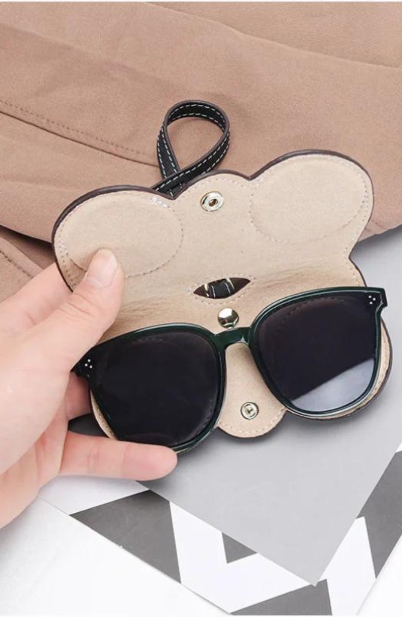 Getouche Sunglasses Bag.