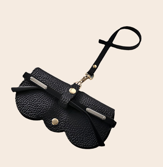 Getouche Sunglasses Bag.